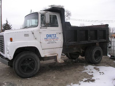 Salvage yard 1987 ford l9000 #3